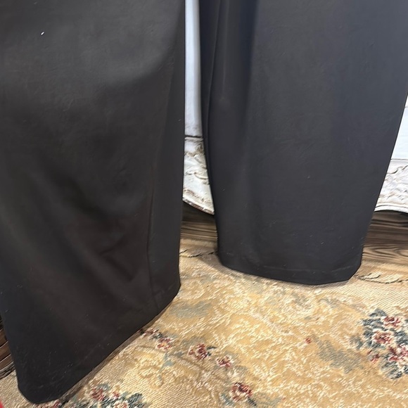 Karen Kane Elegant Black Lace Jumpsuit - Picture 3 of 12